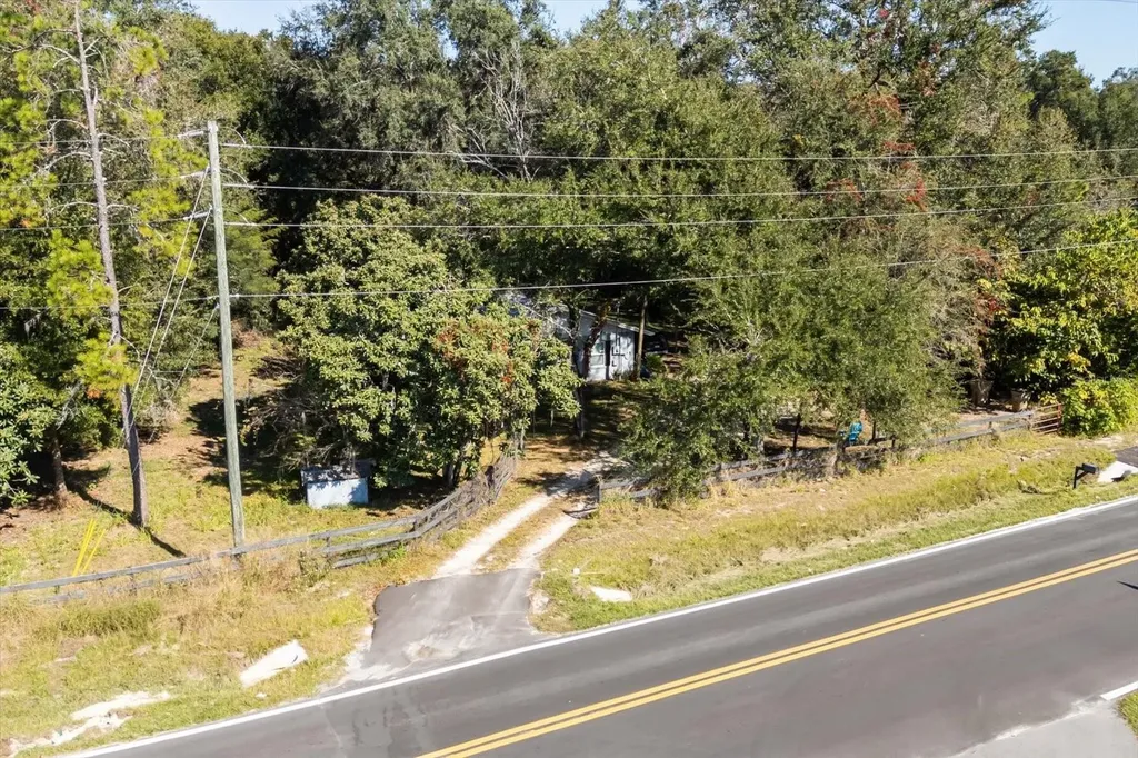 2009 Robie Avenue Mount Dora FL 32757