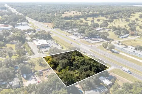 2009 Robie Avenue Mount Dora FL 32757