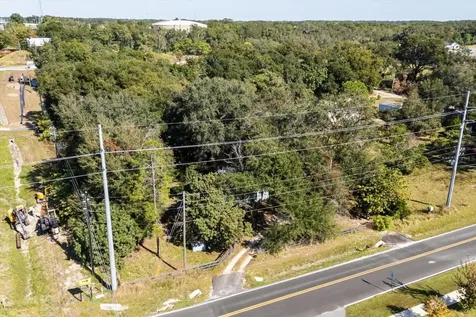 2009 Robie Avenue Mount Dora FL 32757