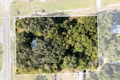 2009 Robie Avenue Mount Dora FL 32757