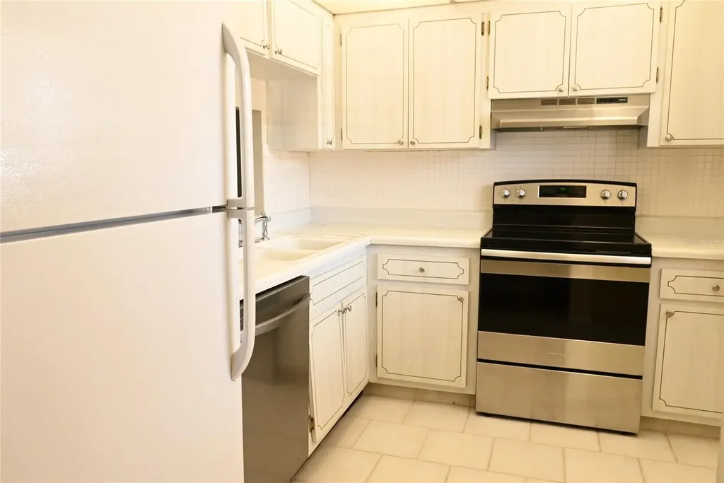 10351 Regal Drive Largo FL 33774