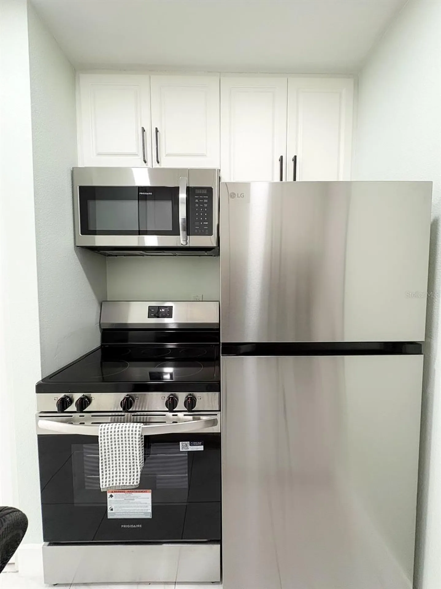 4148 Dolphin Drive Tampa FL 33617