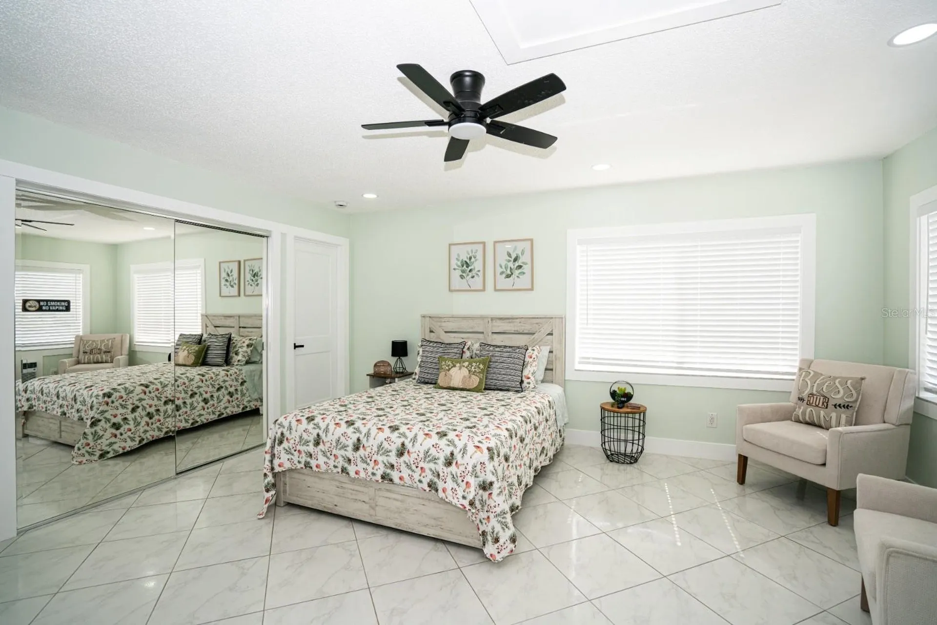 4148 Dolphin Drive Tampa FL 33617