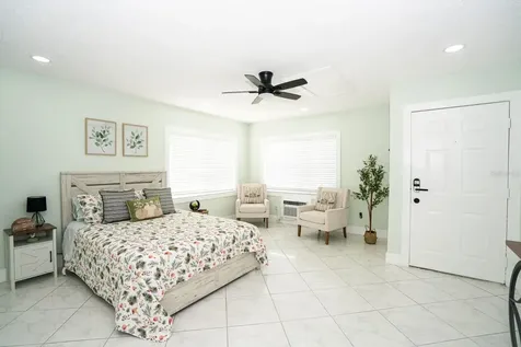 4148 Dolphin Drive Tampa FL 33617