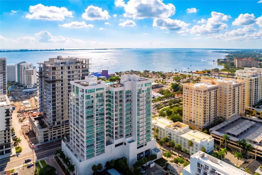540 N Tamiami Trail Sarasota FL 34236