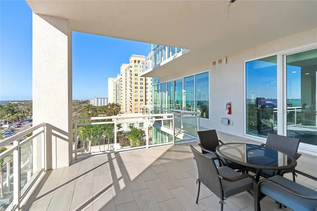 540 N Tamiami Trail Sarasota FL 34236