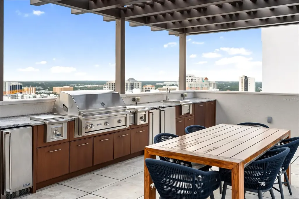 540 N Tamiami Trail Sarasota FL 34236