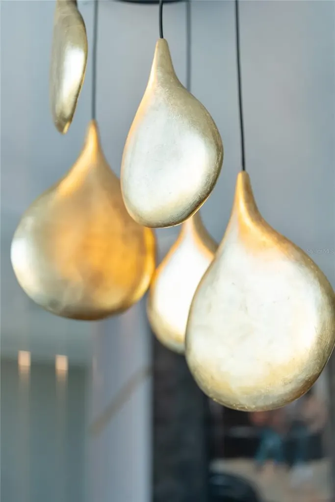 540 N Tamiami Trail Sarasota FL 34236