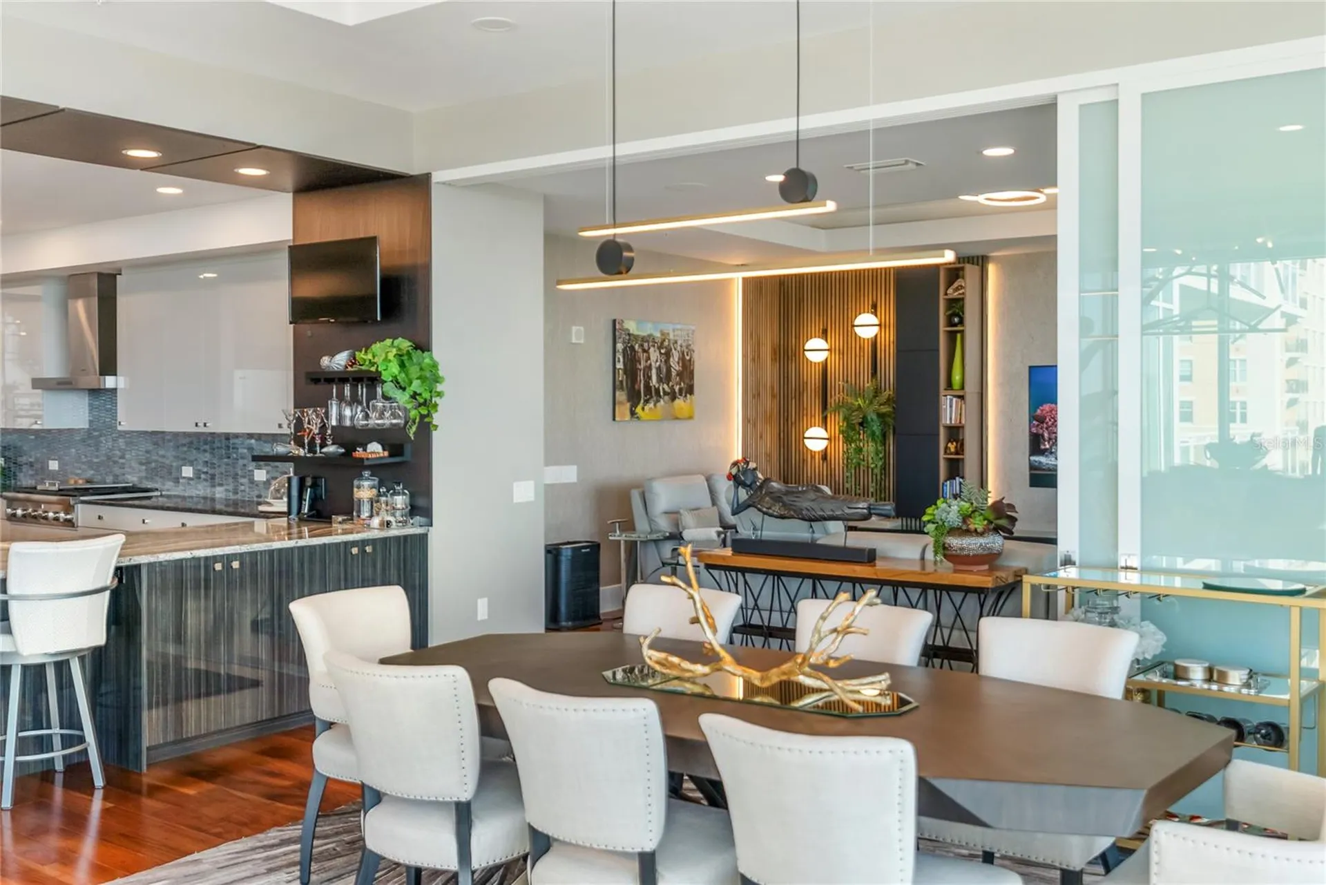 540 N Tamiami Trail Sarasota FL 34236