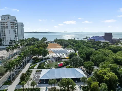 540 N Tamiami Trail Sarasota FL 34236