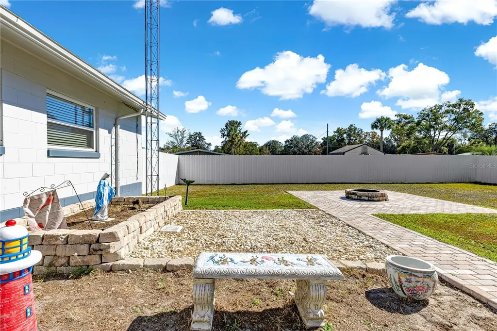 810 NE 44th Street Ocala FL 34479
