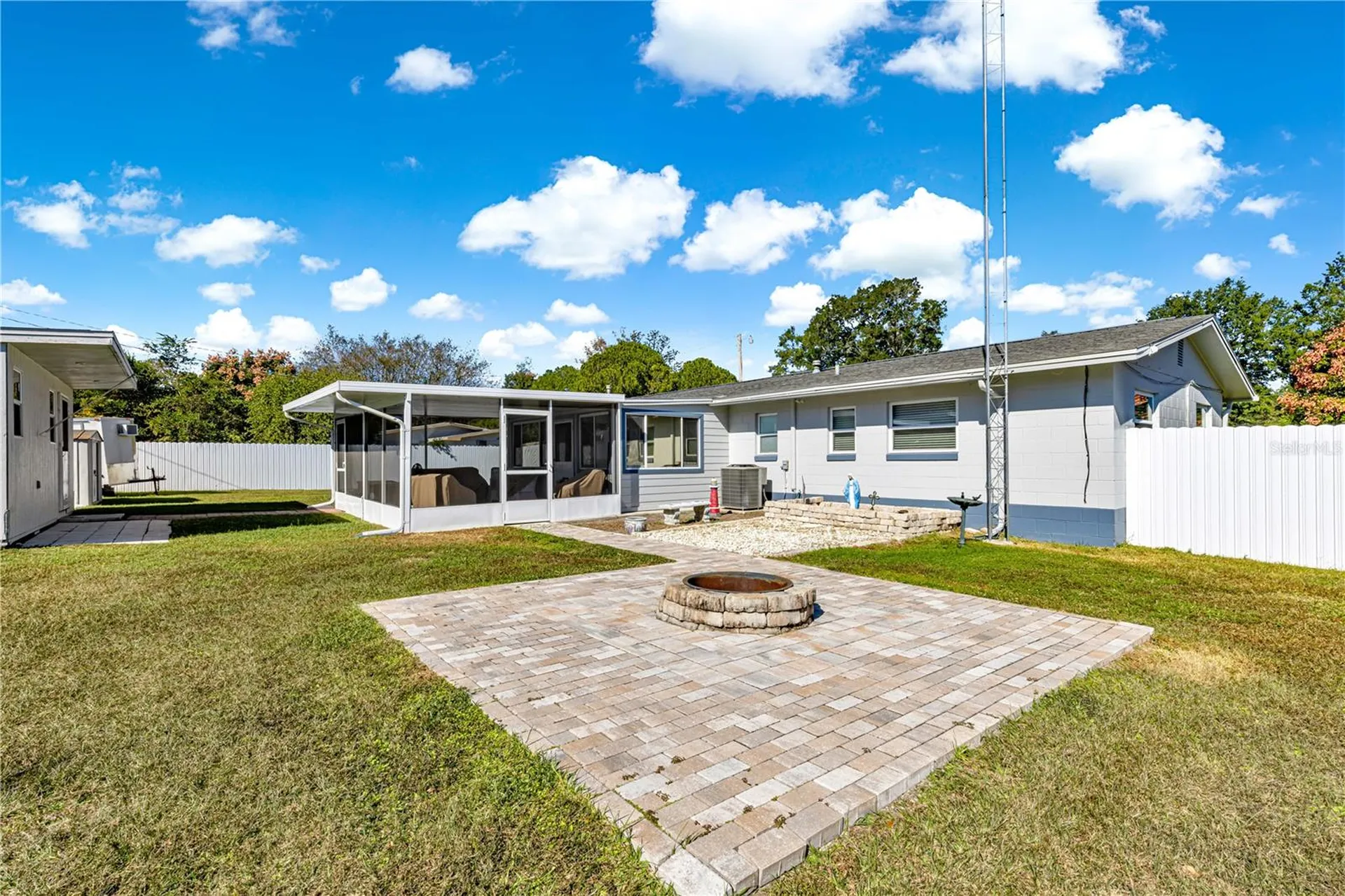 810 NE 44th Street Ocala FL 34479