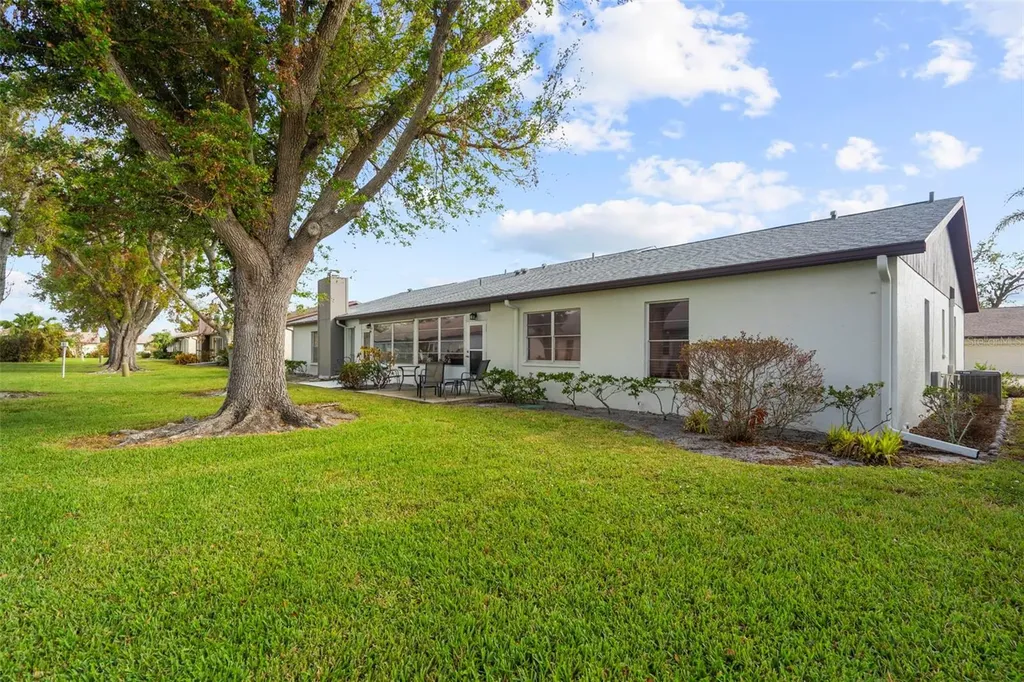605 Apple Lane Englewood FL 34223