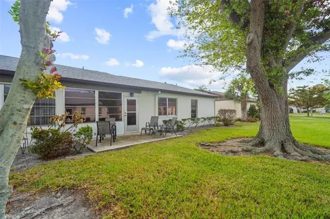 605 Apple Lane Englewood FL 34223