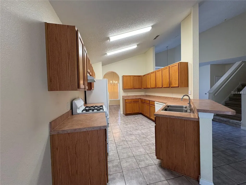 323 Weatherby Place Haines City FL 33844