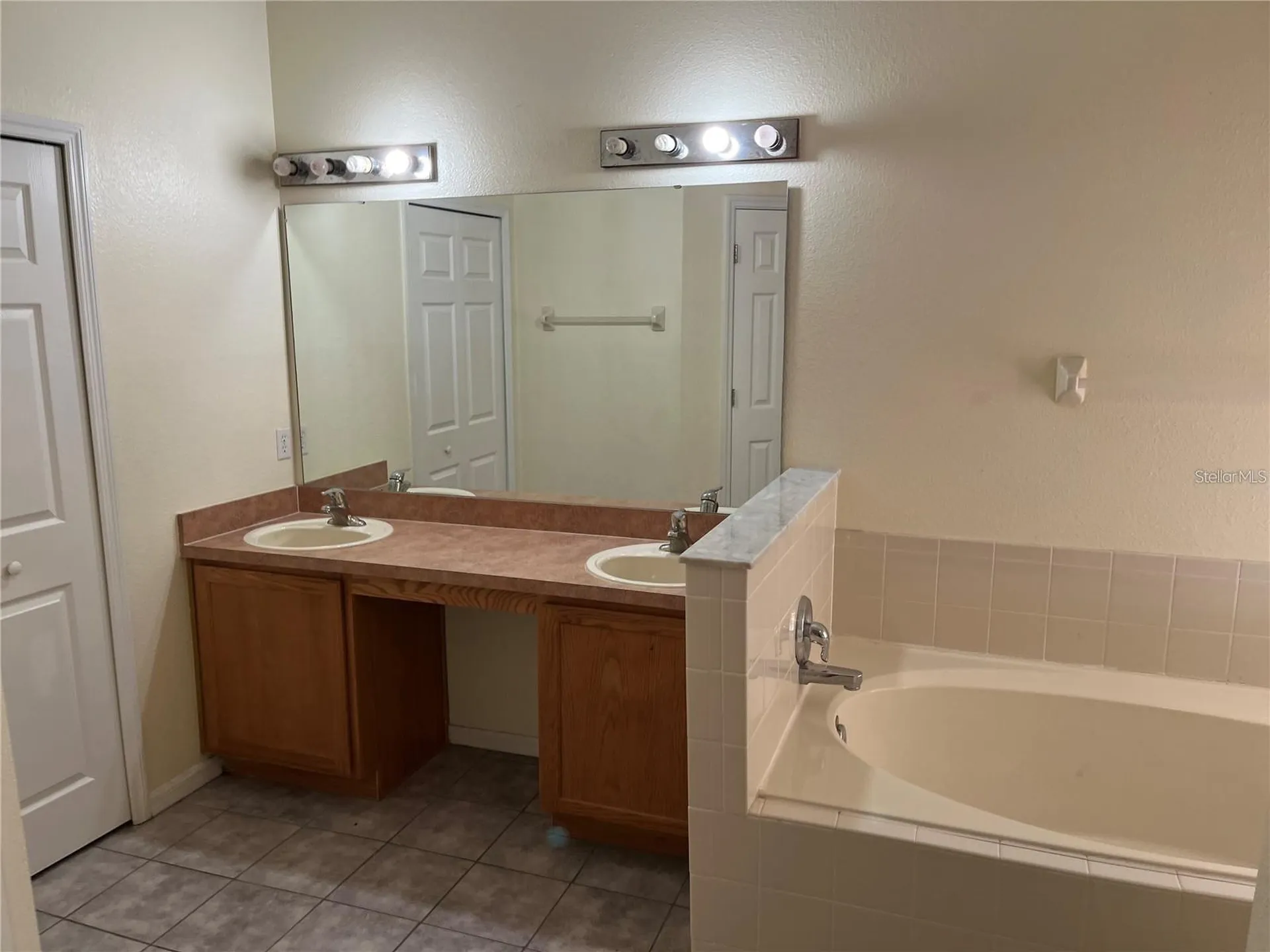 323 Weatherby Place Haines City FL 33844