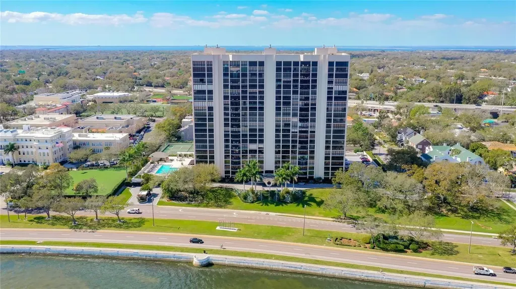 3301 Bayshore Boulevard Tampa FL 33629
