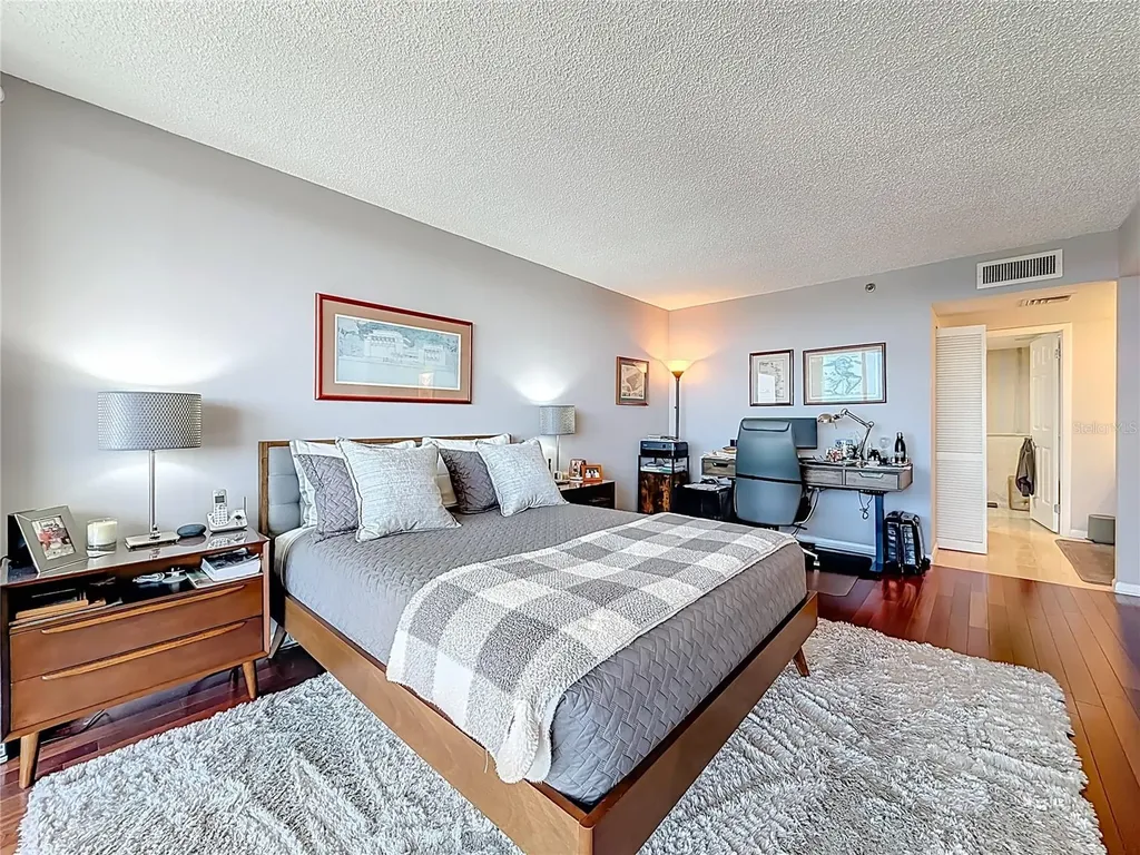 3301 Bayshore Boulevard Tampa FL 33629