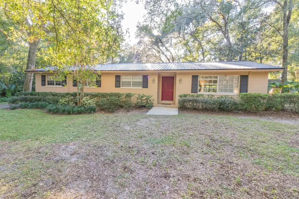 560 N Lake Pleasant Road Apopka FL 32712