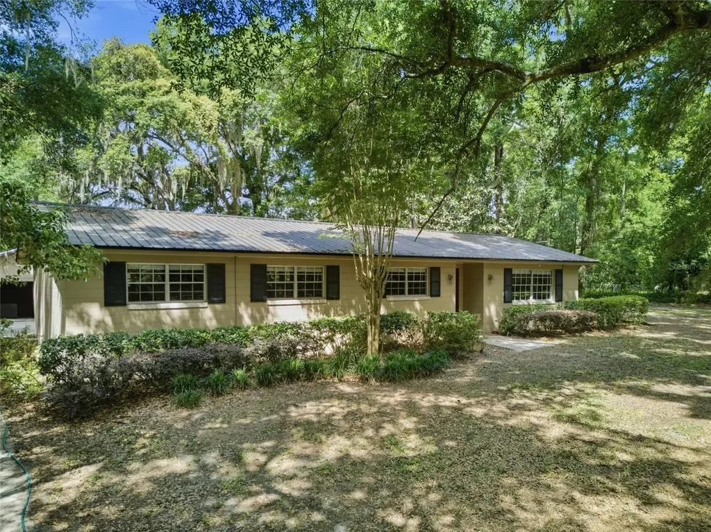 560 N Lake Pleasant Road Apopka FL 32712