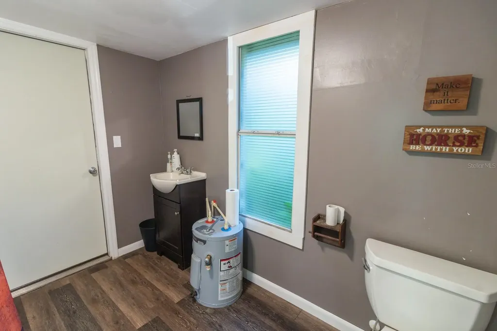 560 N Lake Pleasant Road Apopka FL 32712