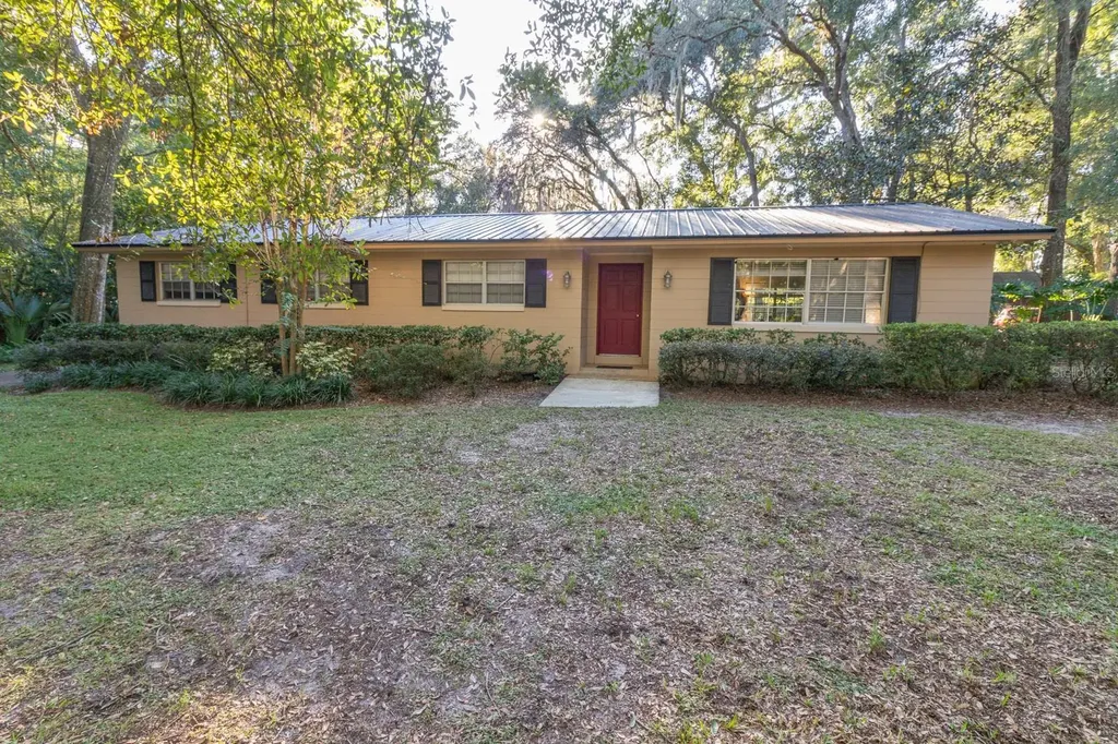 560 N Lake Pleasant Road Apopka FL 32712