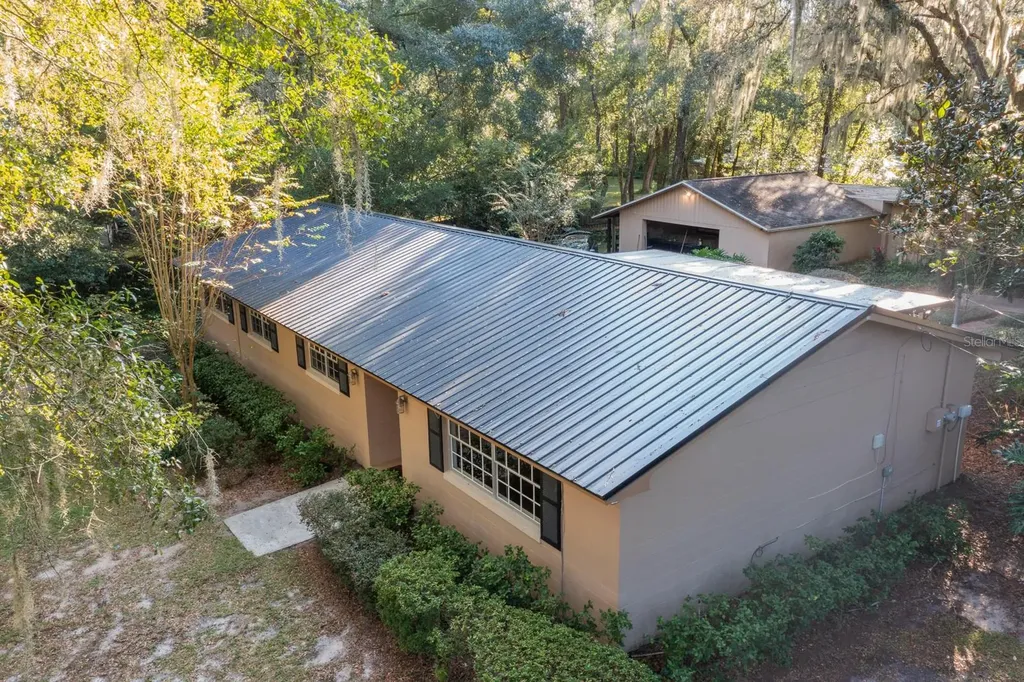 560 N Lake Pleasant Road Apopka FL 32712