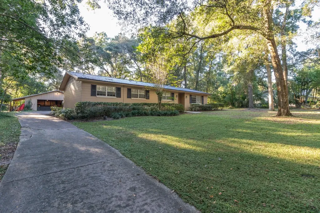 560 N Lake Pleasant Road Apopka FL 32712