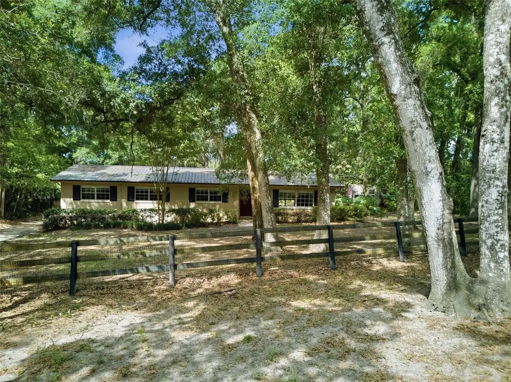 560 N Lake Pleasant Road Apopka FL 32712