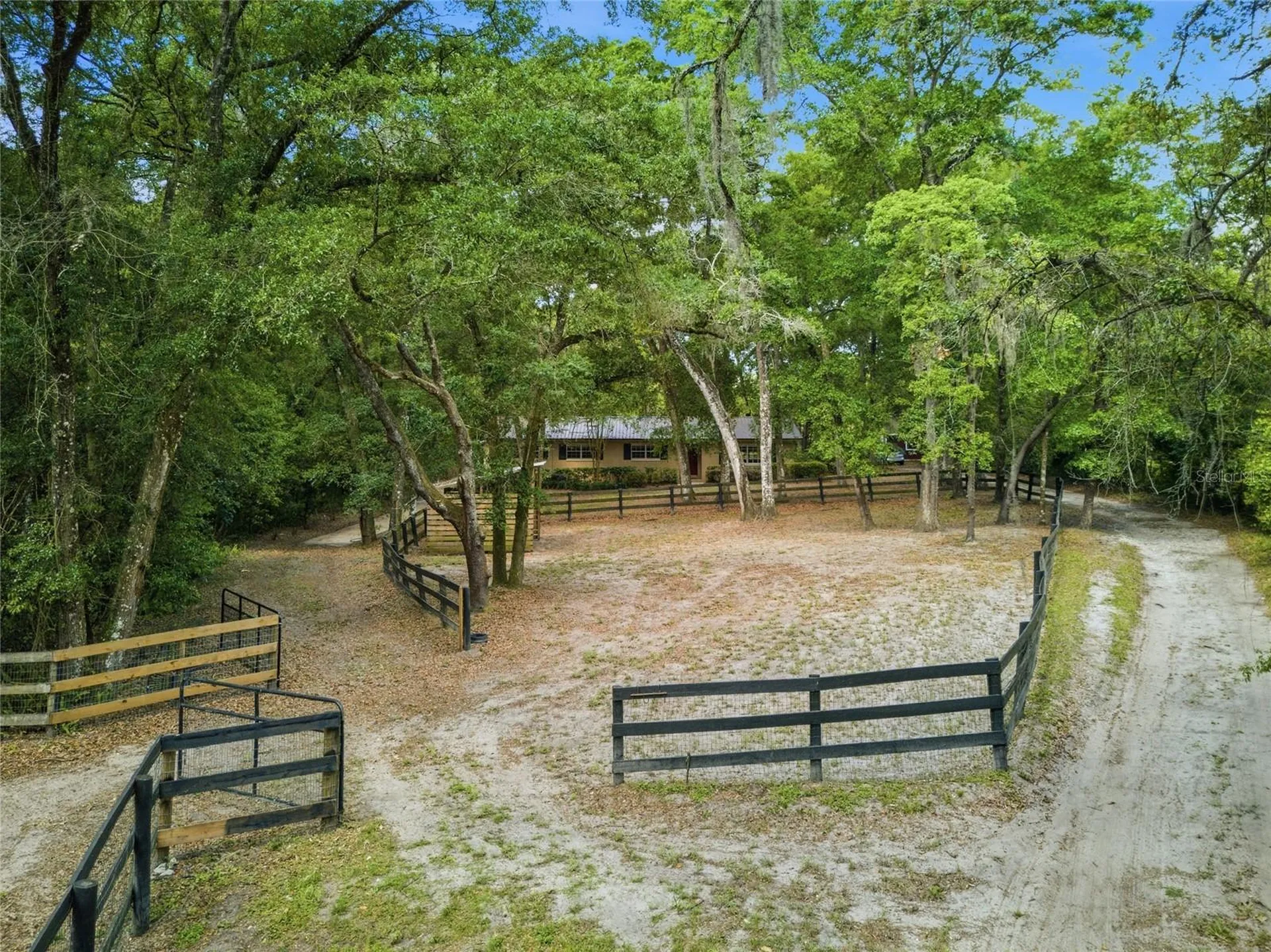 560 N Lake Pleasant Road Apopka FL 32712