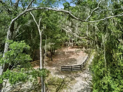 560 N Lake Pleasant Road Apopka FL 32712