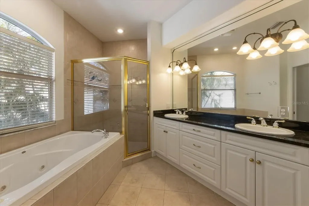 4118 Osprey Harbour Loop Cortez FL 34215