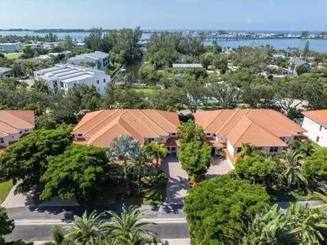 4118 Osprey Harbour Loop Cortez FL 34215