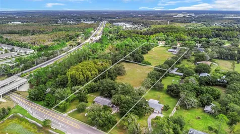 17515 Lakeshore Road Lutz FL 33558