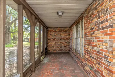 17515 Lakeshore Road Lutz FL 33558