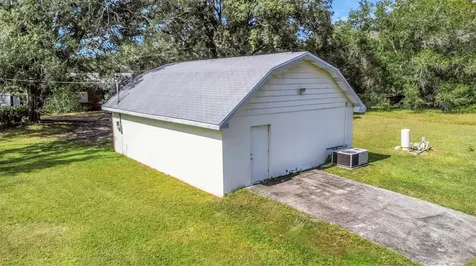 17515 Lakeshore Road Lutz FL 33558