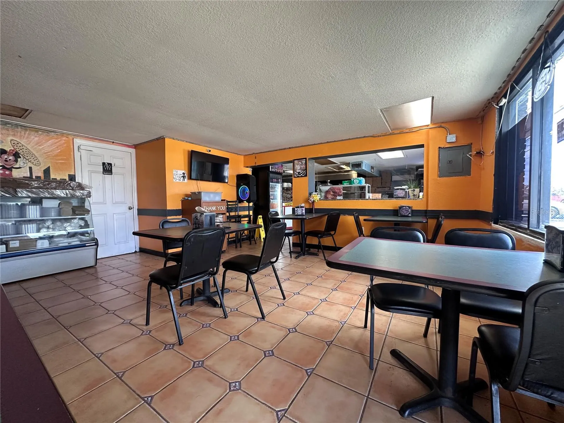 9852 E Colonial Drive Orlando FL 32817