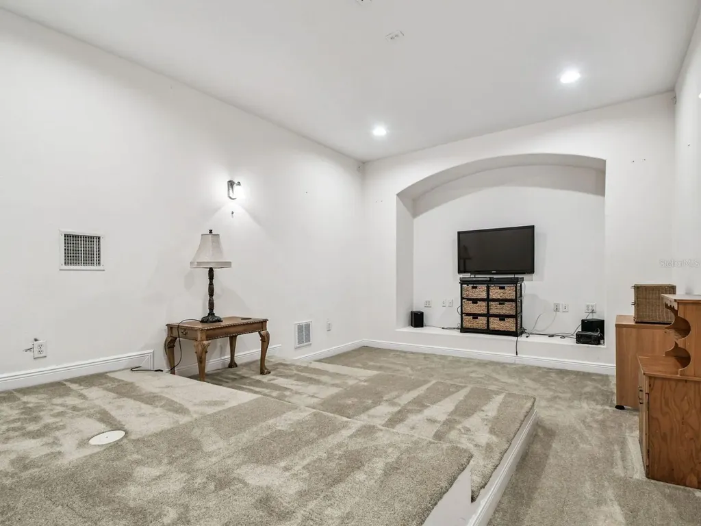 1218 Castle Terrace Tarpon Springs FL 34689
