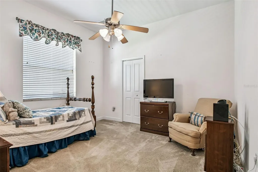 1218 Castle Terrace Tarpon Springs FL 34689