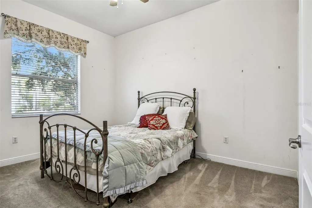 1218 Castle Terrace Tarpon Springs FL 34689
