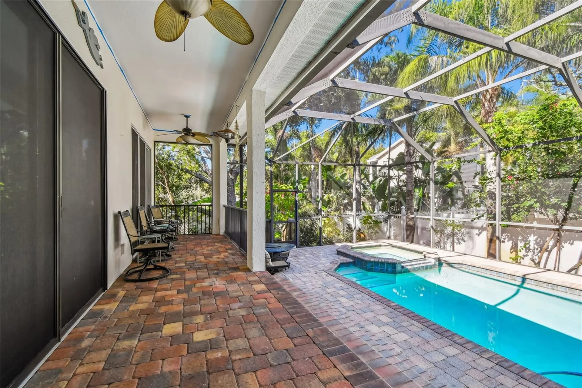 1218 Castle Terrace Tarpon Springs FL 34689