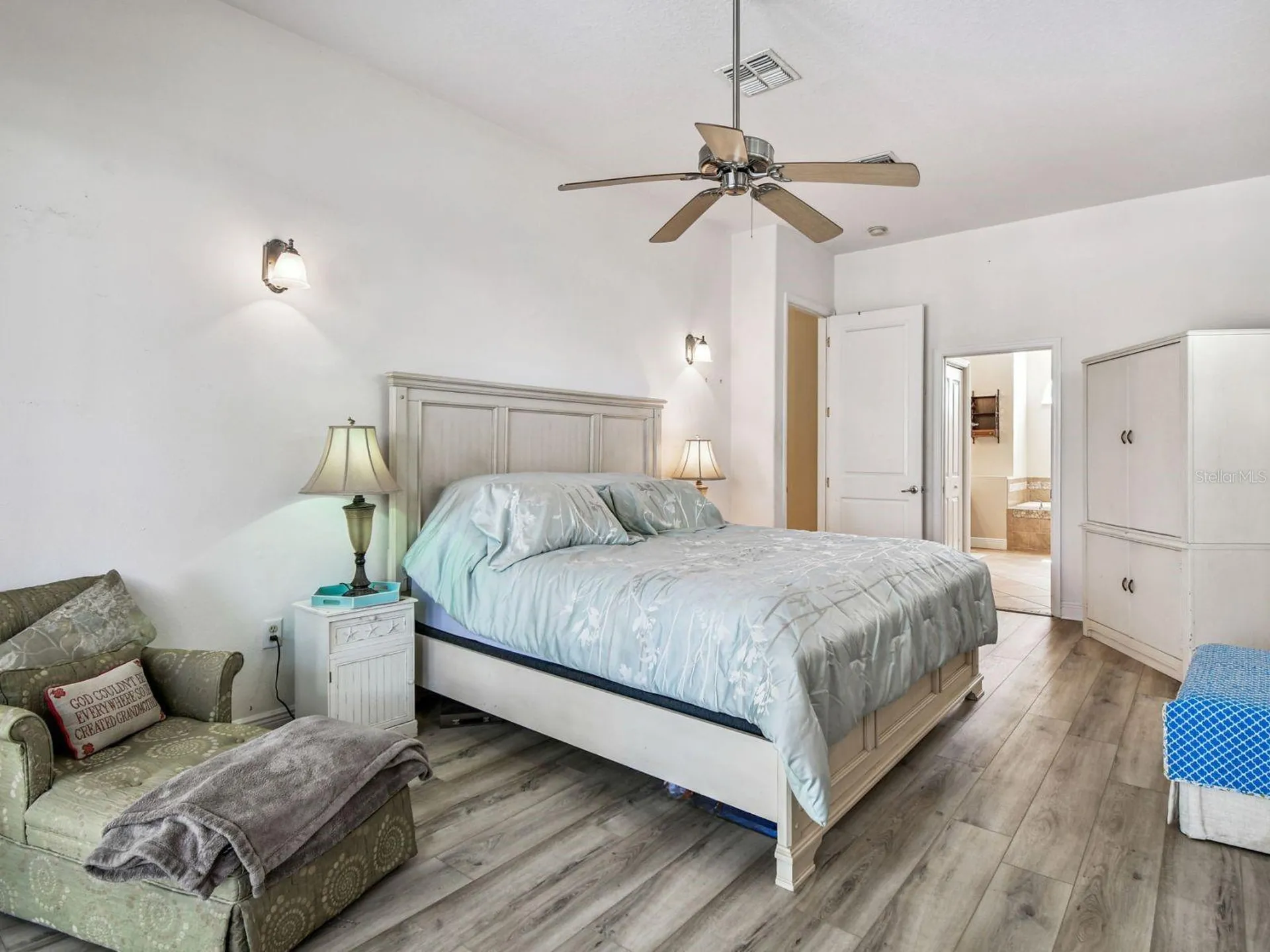 1218 Castle Terrace Tarpon Springs FL 34689