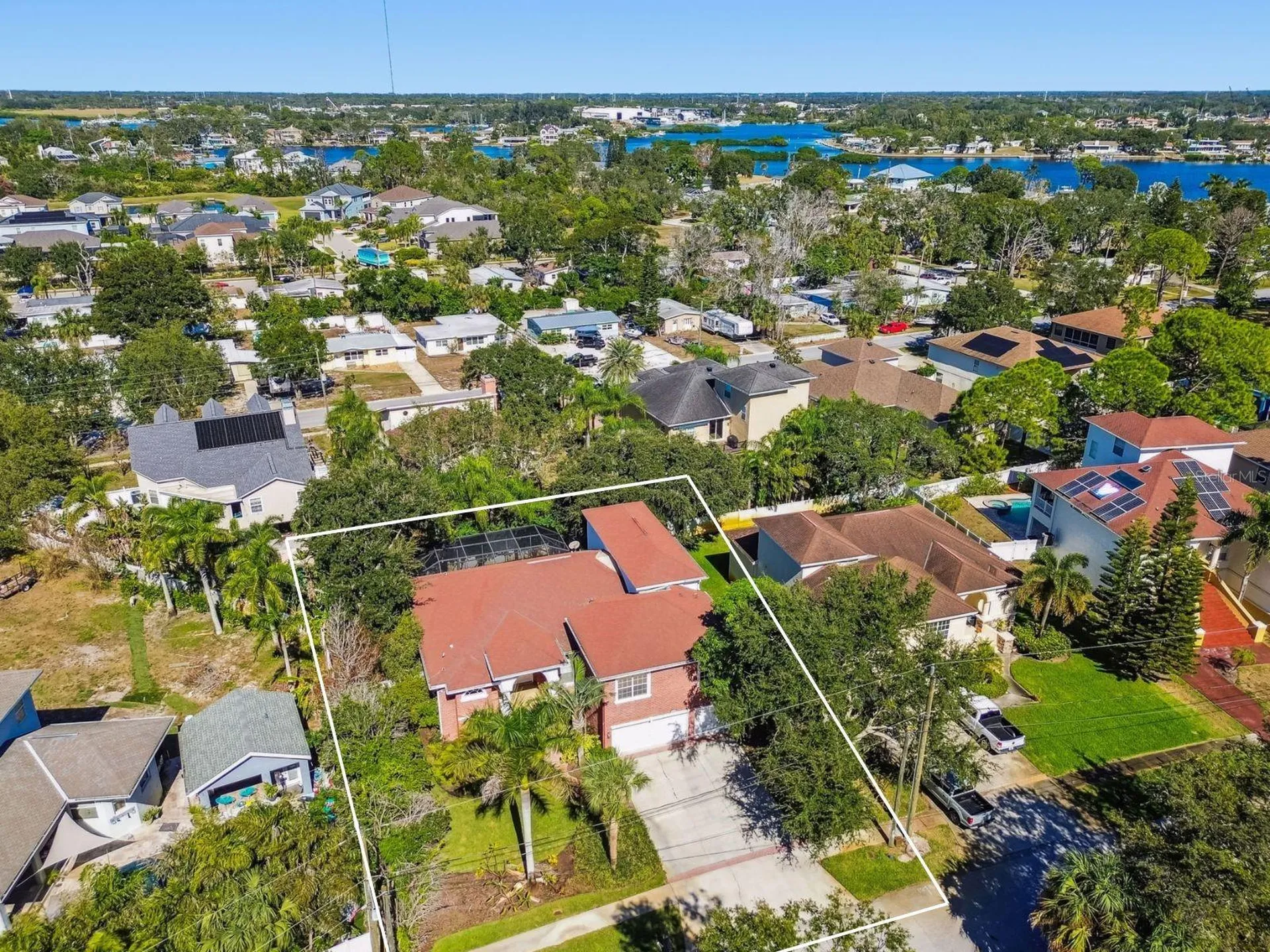 1218 Castle Terrace Tarpon Springs FL 34689