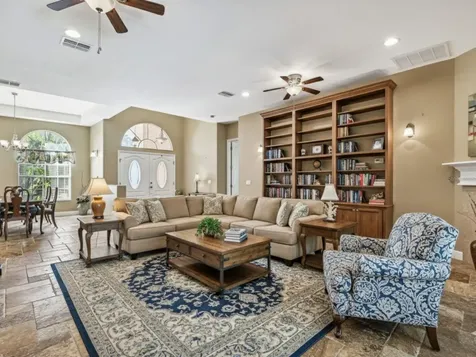 1218 Castle Terrace Tarpon Springs FL 34689