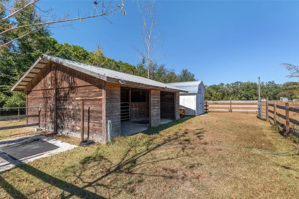 9128 NW 238th Street Alachua FL 32615