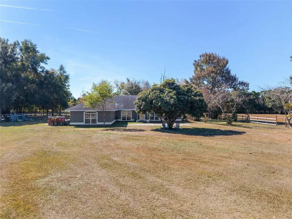 9128 NW 238th Street Alachua FL 32615