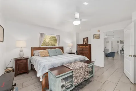 9128 NW 238th Street Alachua FL 32615