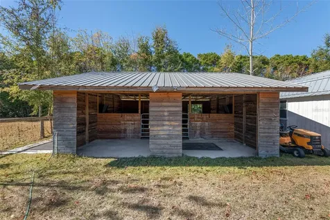 9128 NW 238th Street Alachua FL 32615
