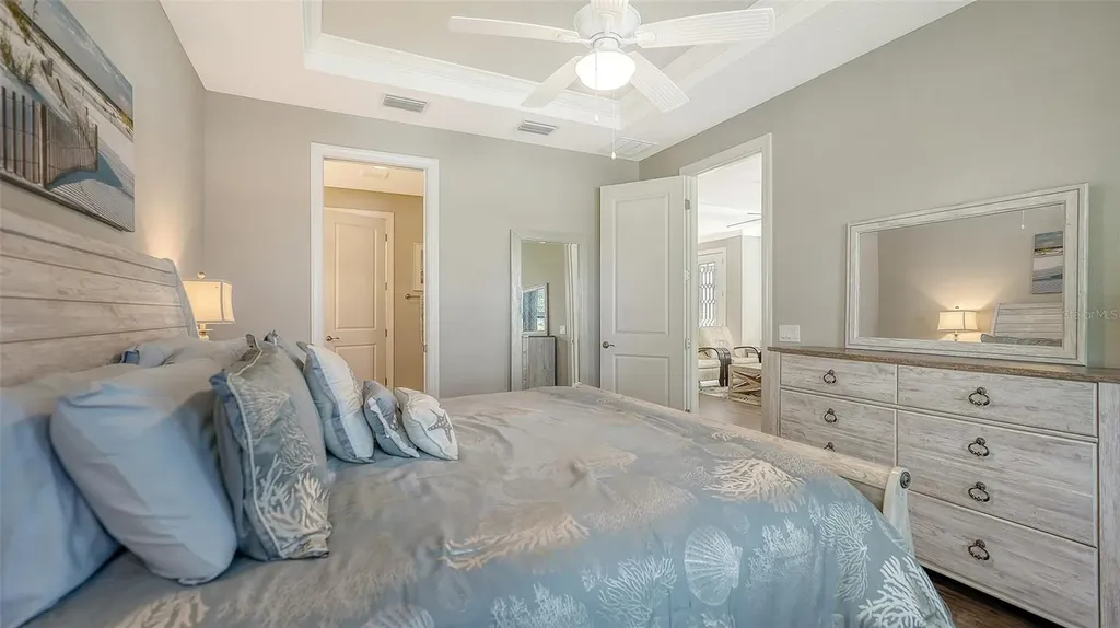 5572 Sentiero Drive Nokomis FL 34275