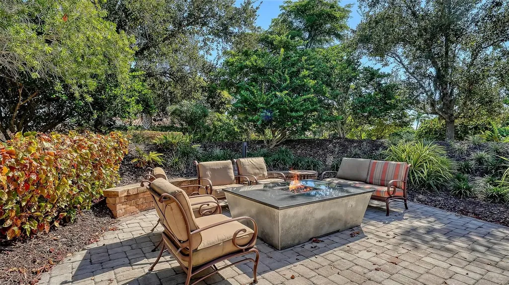 5572 Sentiero Drive Nokomis FL 34275